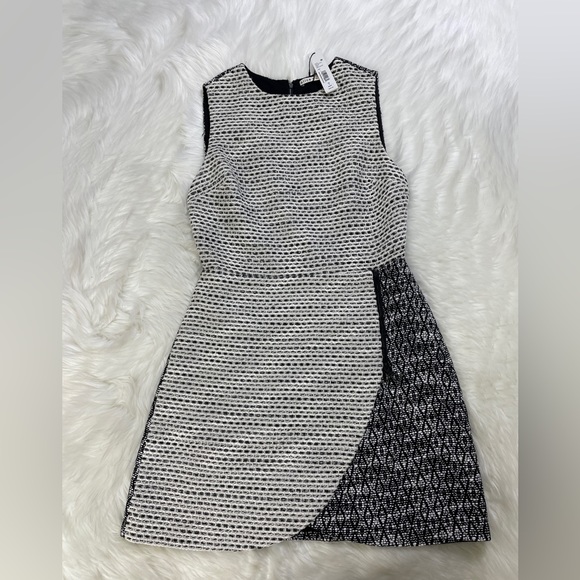 NWT Alice + Olivia Sally Side-Zip Tweed Mini Dress - Picture 4 of 5